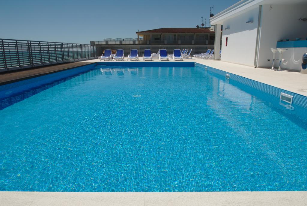 Medi Garden Hotel&Residence Alba Adriatica Εξωτερικό φωτογραφία