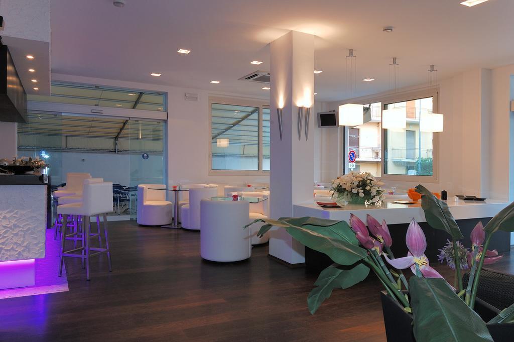 Medi Garden Hotel&Residence Alba Adriatica Εξωτερικό φωτογραφία